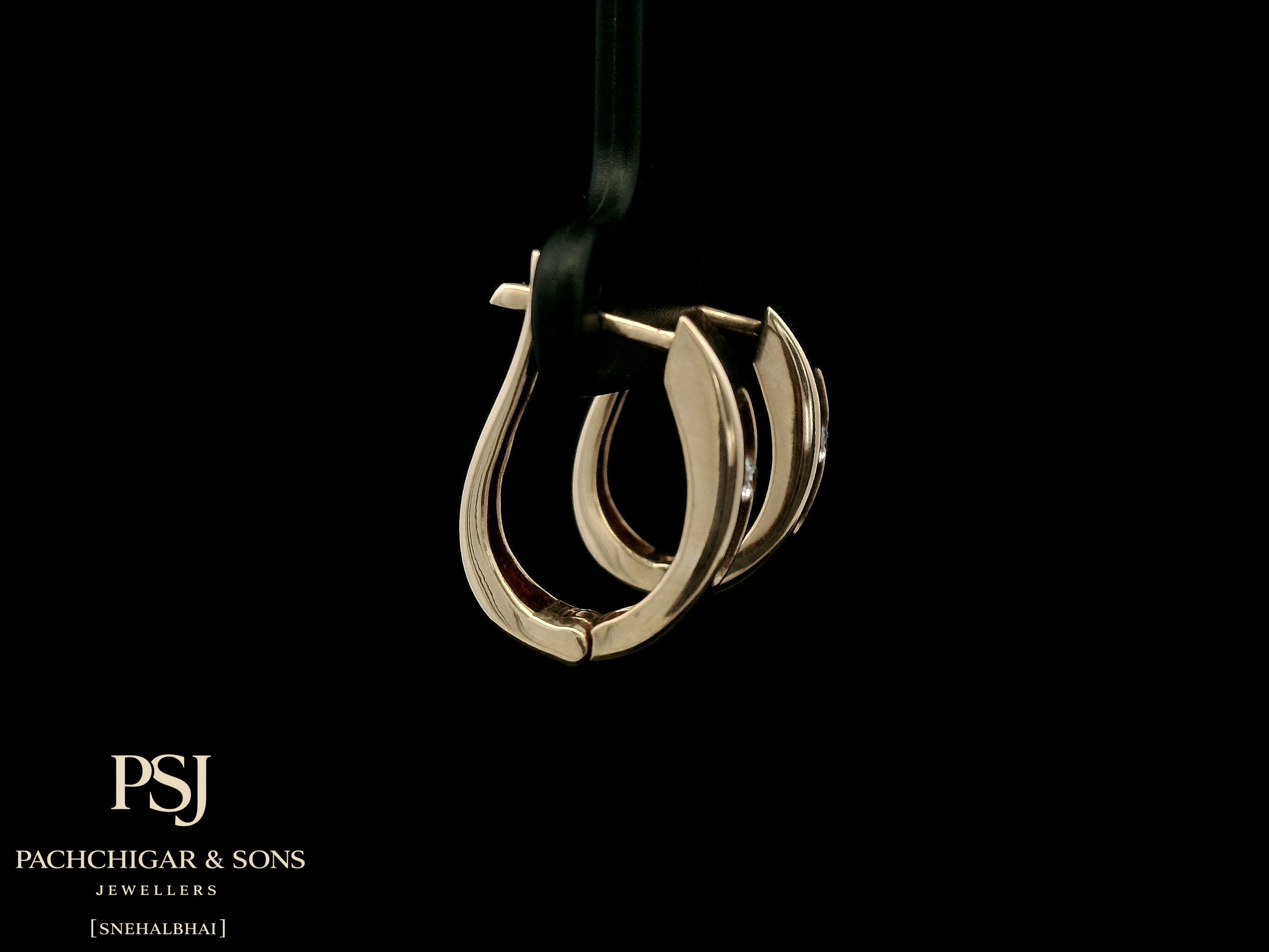 Minimalist Diamond Hoop Earrings in Rose Gold