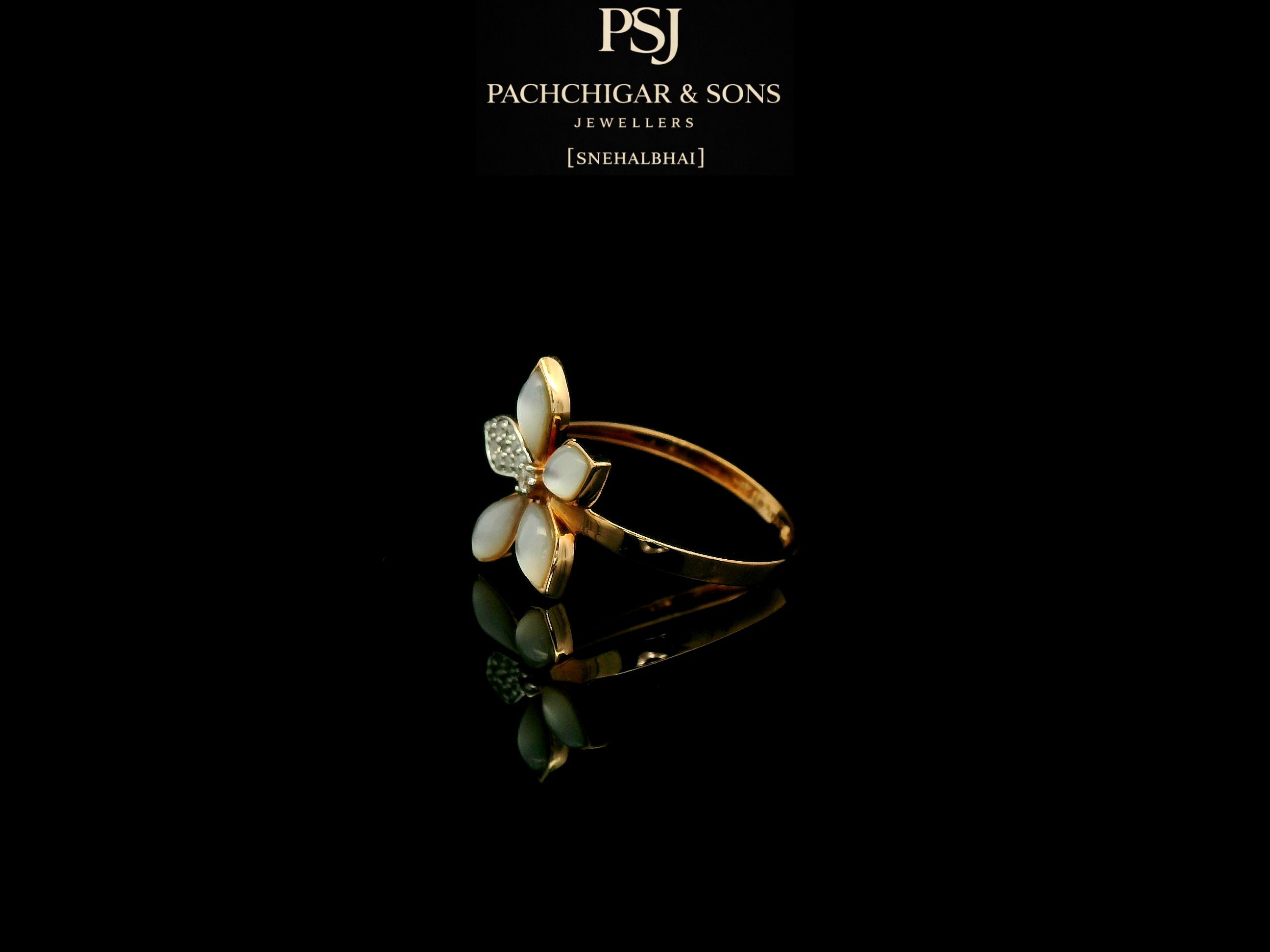 Mother of Pearl Floral Diamond Ring in Gold