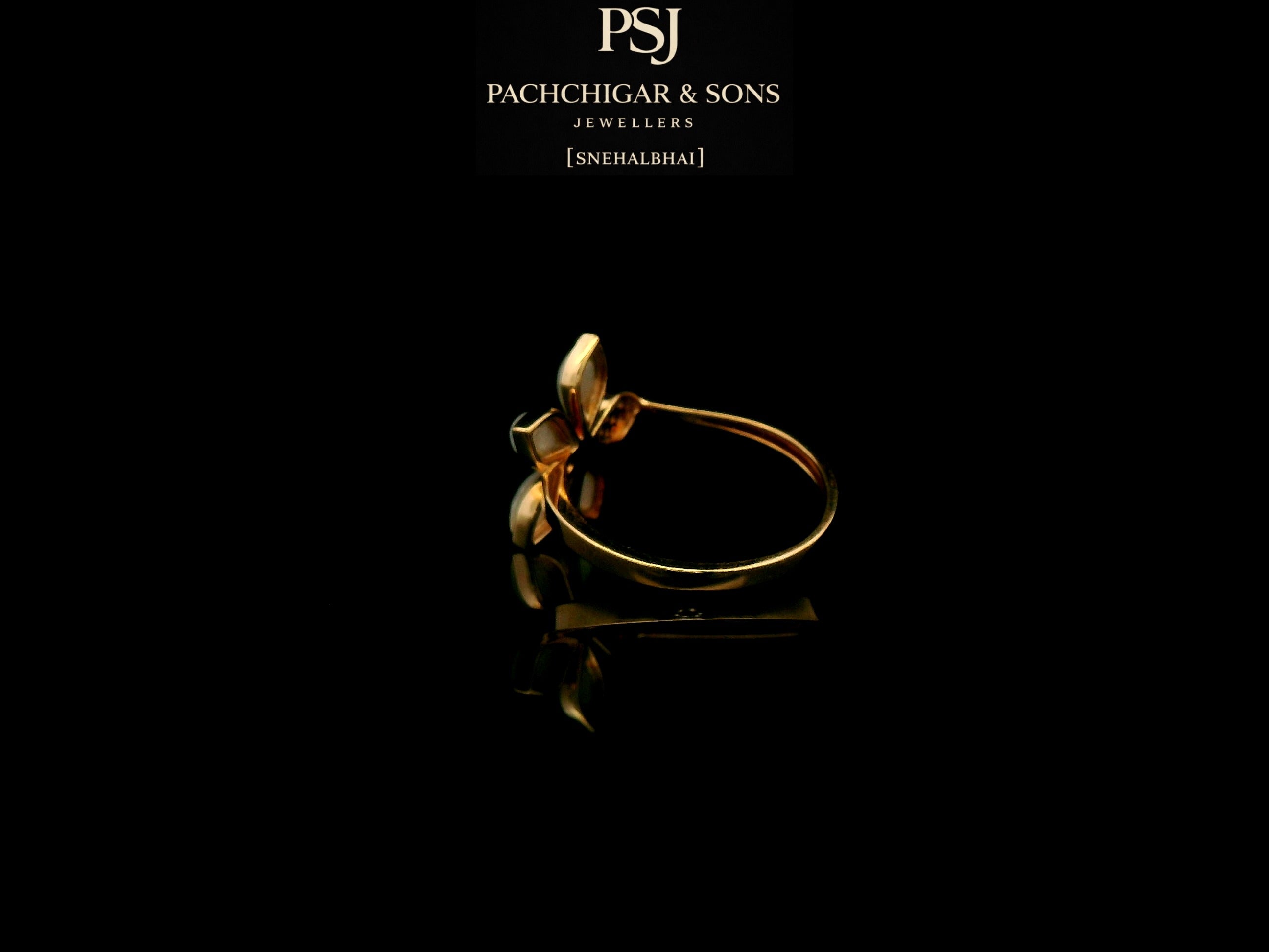 Mother of Pearl Floral Diamond Ring in Gold