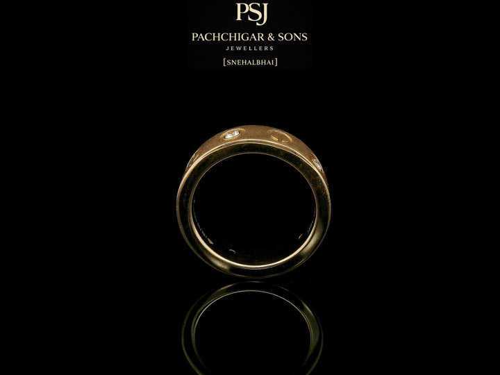 Classic Screw Motif Diamond Band Ring in Rose Gold
