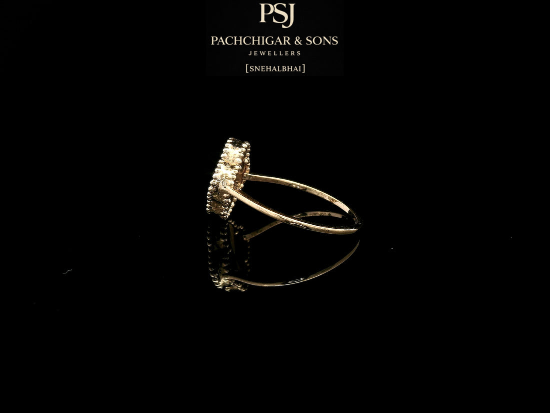 Elegant Clover Motif Gold Ring with Textured Finish