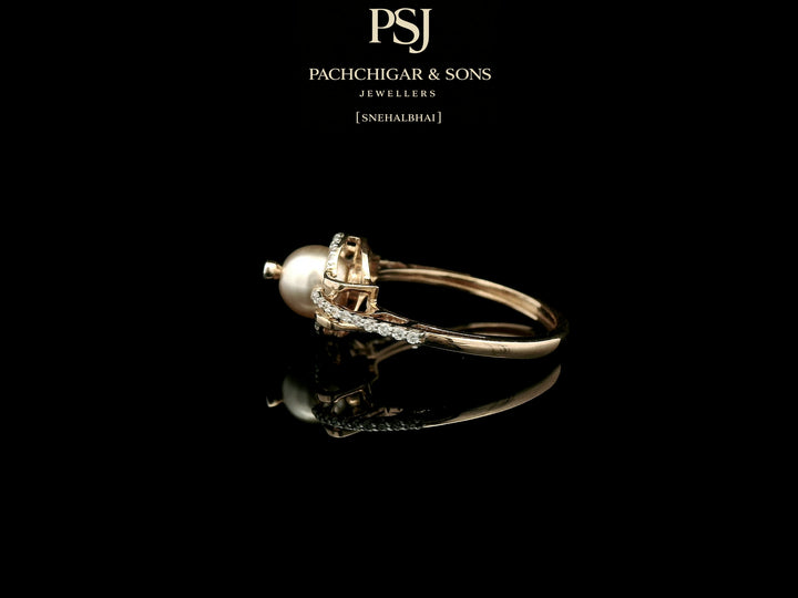 Contemporary Pearl Diamond Ring with Circular Halo Design