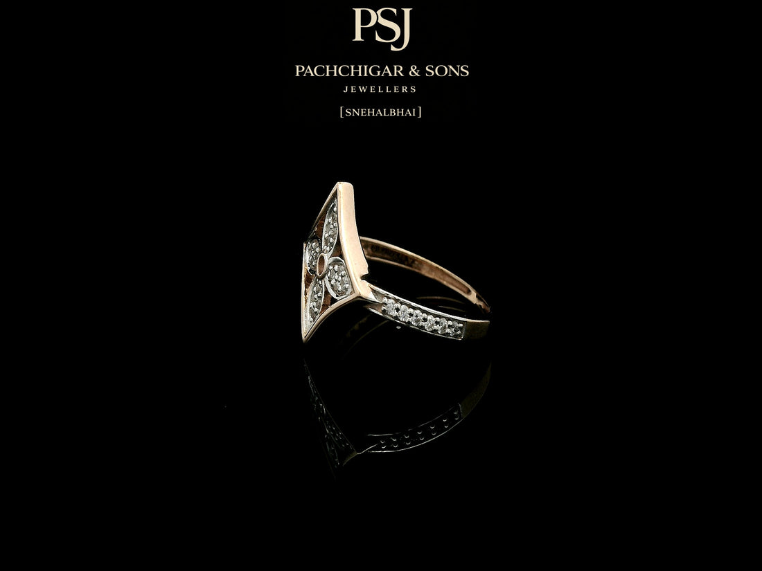 Diamond Floral Motif Ring with Geometric Frame Design