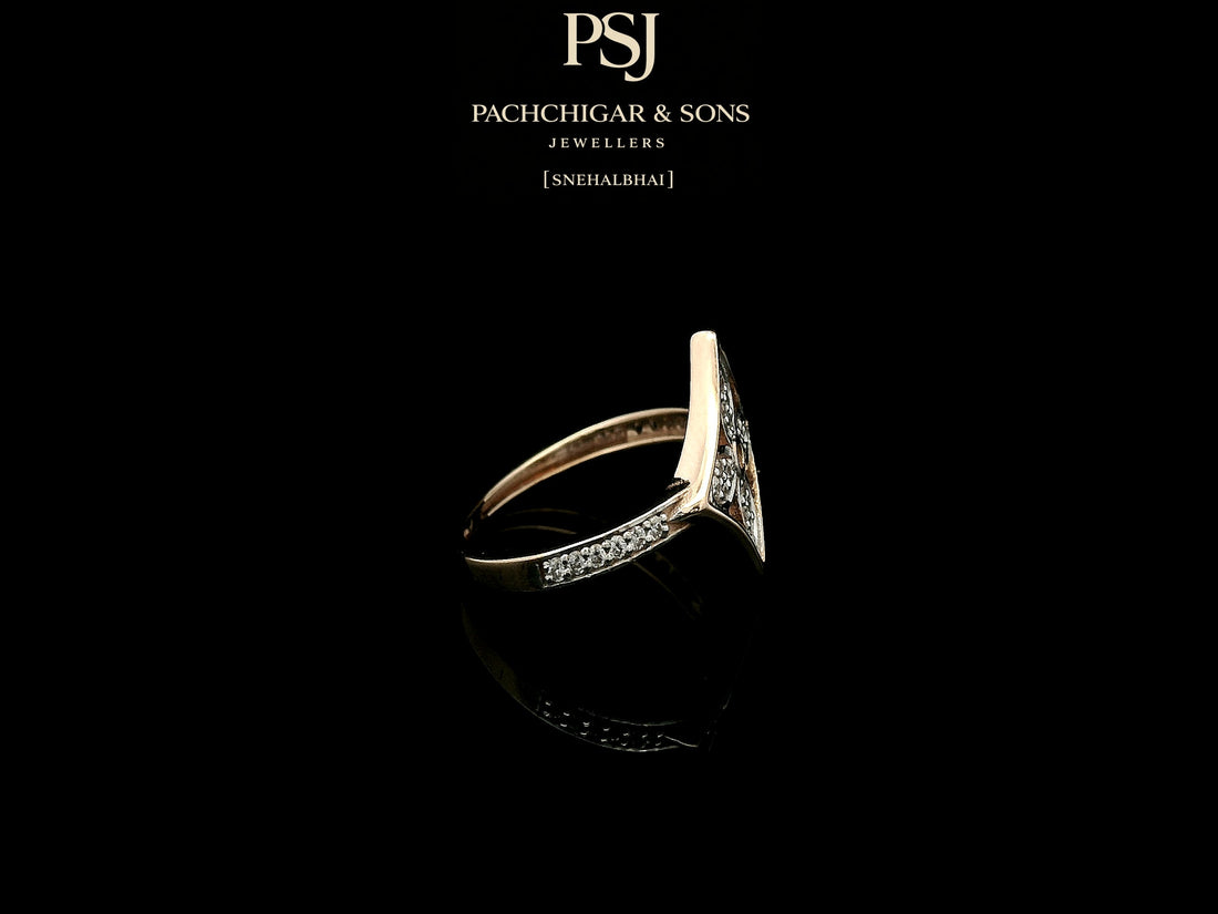 Diamond Floral Motif Ring with Geometric Frame Design