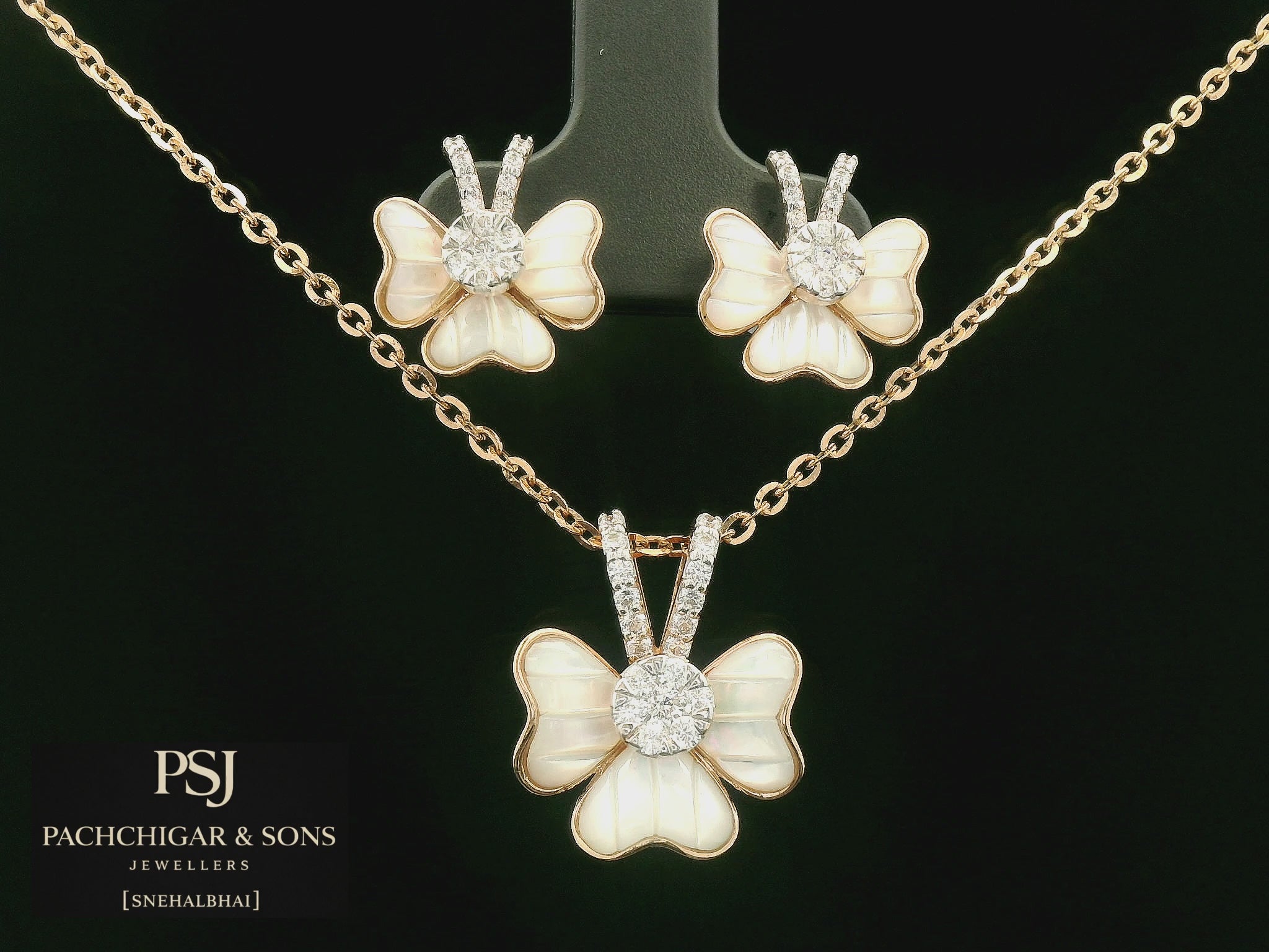 Butterfly Diamond Pendant Set with Mother of Pearl Finish